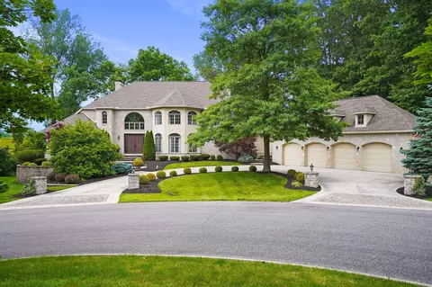 10371 Forest Glen Pl, Powell, OH 43065