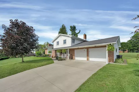 767 Wood St, Logan, OH 43138