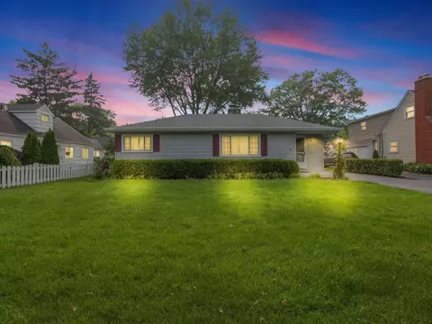 3229 Kenyon Rd, Columbus, OH 43221