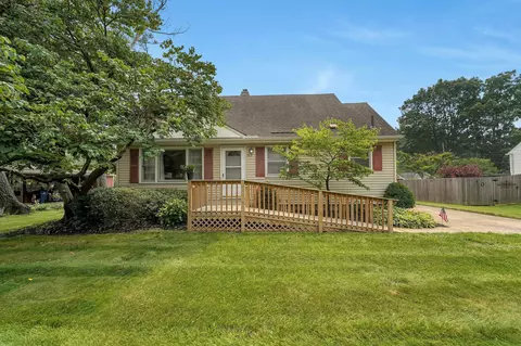 343 Potawatomi Dr, Westerville, OH 43081