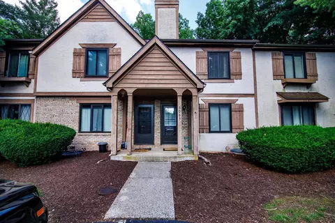 3065 Cooper Bluff Dr, Columbus, OH 43231