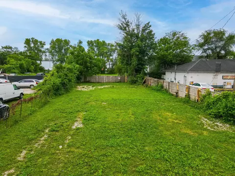3857 E Livingston Ave, Columbus, OH 43227