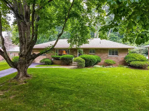 262 Ceramic Dr, Columbus, OH 43214