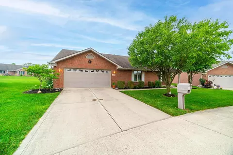 678 Wood Run Dr, Marysville, OH 43040