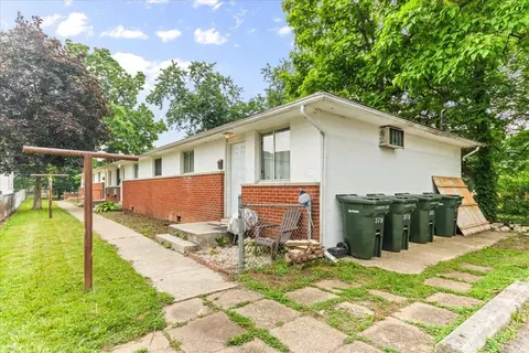 373-379 S Burgess Ave, Columbus, OH 43204