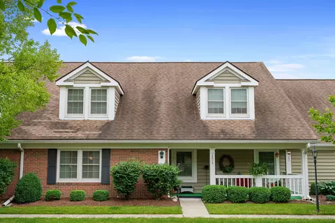 280 Black Walnut Dr, Westerville, OH 43082