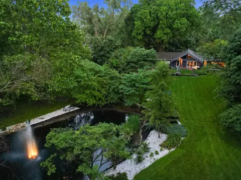 934 Meeklynn Dr, Columbus, OH 43235