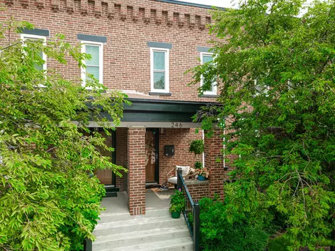 246 Hanford St, Columbus, OH 43206