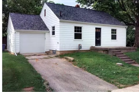 4011 Lincoln Ave, Grove City, OH 43123