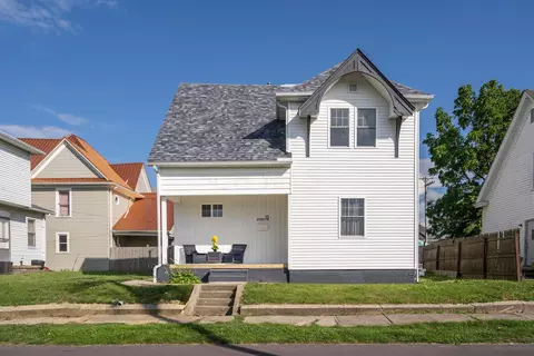 113 W Paint St, Washington Court House, OH 43160