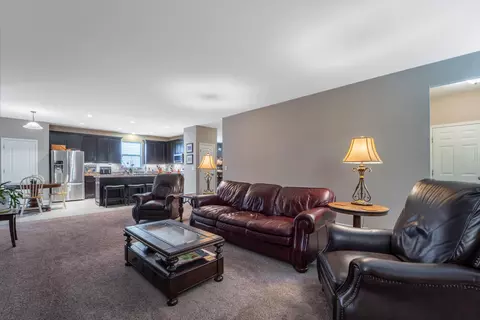 905 Salinger Dr, Lithopolis, OH 43136 photo 7