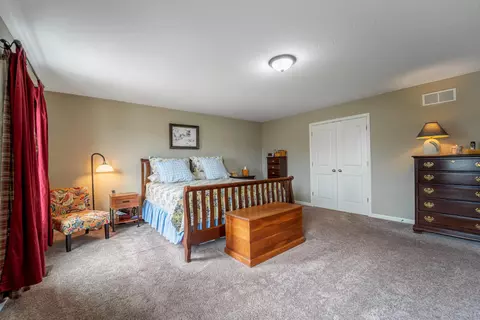 905 Salinger Dr, Lithopolis, OH 43136 photo 12