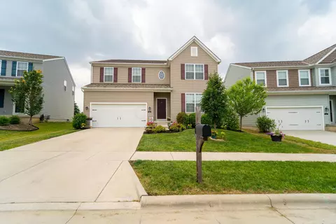 905 Salinger Dr, Lithopolis, OH 43136