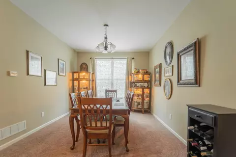 905 Salinger Dr, Lithopolis, OH 43136 photo 10