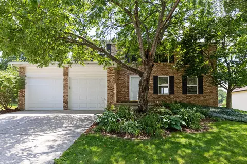 695 Fleetrun Ave, Columbus, OH 43230