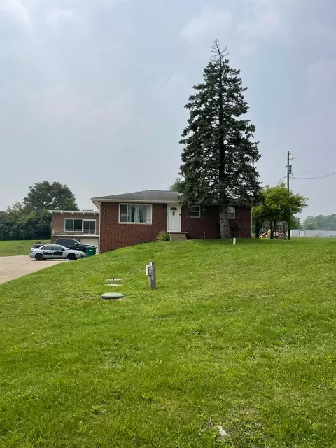 2655 Rathmell Rd, Obetz, OH 43207