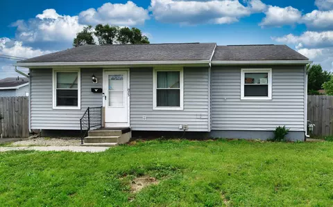 825 Higbee Dr N, Columbus, OH 43207