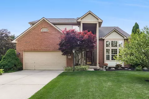 5601 Newland Ct, Hilliard, OH 43026