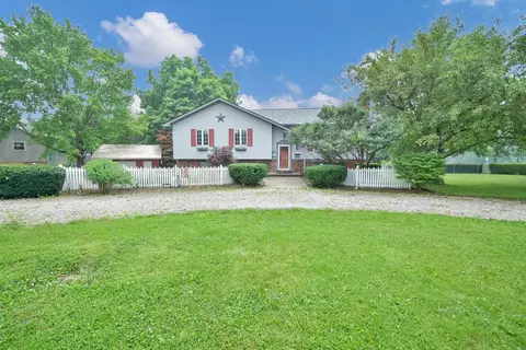 878 Blackwater Rd, Chillicothe, OH 45601