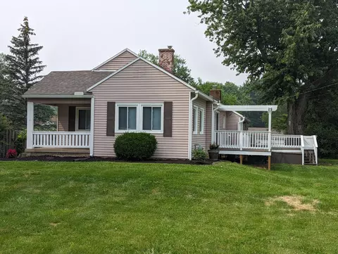 160 W Possum Rd, Springfield, OH 45506