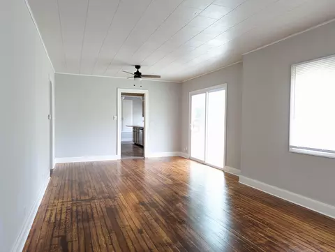 160 W Possum Rd, Springfield, OH 45506 photo 4