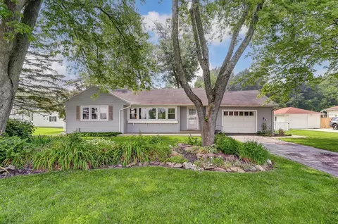 1161 Barks Rd E, Marion, OH 43302