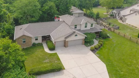 10216 Taylor Rd SW, Etna, OH 43068