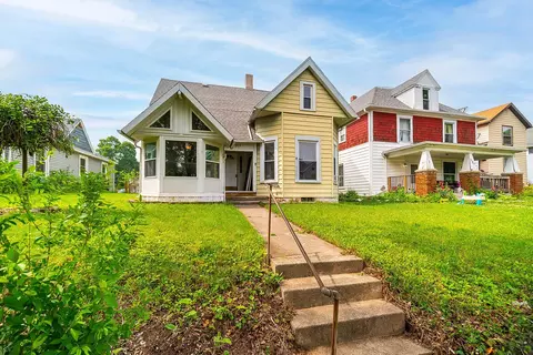 317 E Brown Ave, Bellefontaine, OH 43311