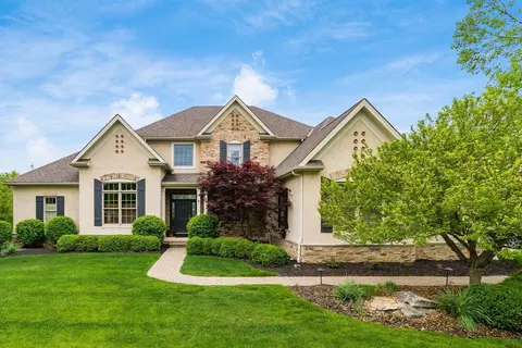 9030 Shaffer Dr, Powell, OH 43065 photo 2