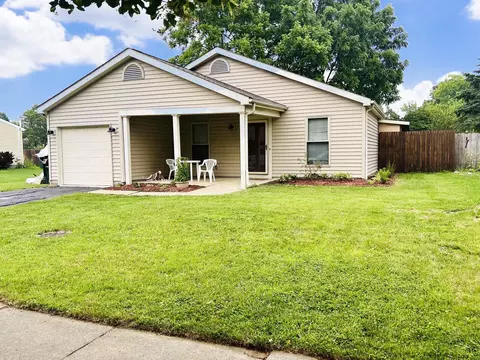 7792 Stoneford Dr, Columbus, OH 43235