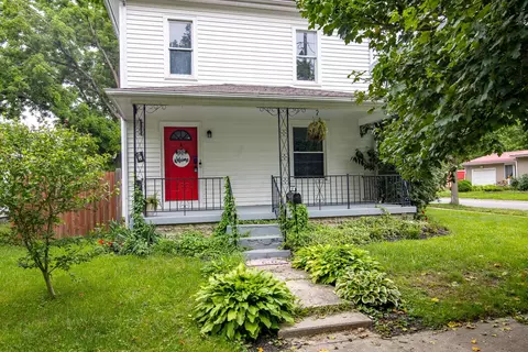 67 Oak St, Delaware, OH 43015