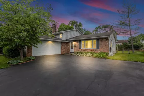 223 Storington Rd, Westerville, OH 43081