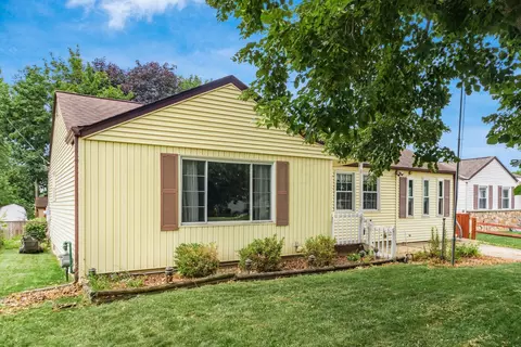 959 Holly Hill Dr, Columbus, OH 43228