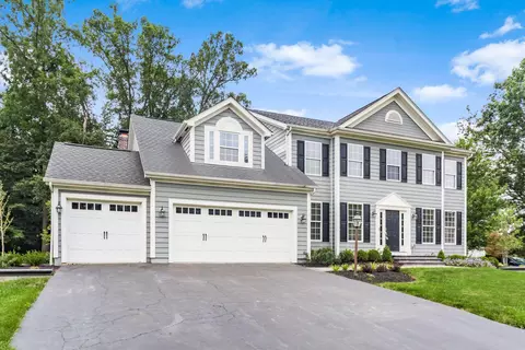 3929 Village Club Dr, Powell, OH 43065
