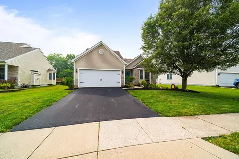 1447 Creekview Dr, Marysville, OH 43040