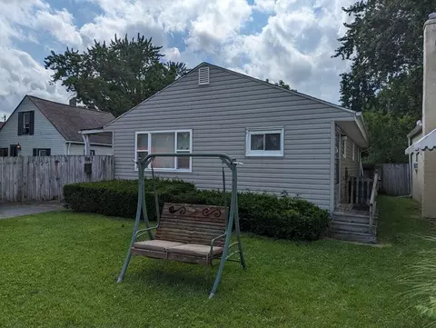 1067 Whitethorne Ave, Columbus, OH 43223