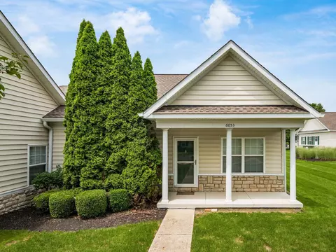 6053 Seabiscuit Dr #1, New Albany, OH 43054