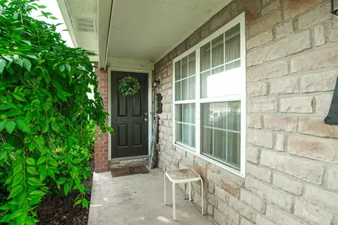 720 Village Blvd #B, Plain City, OH 43064