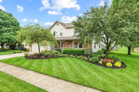 332 Hearthstone Dr, Delaware, OH 43015