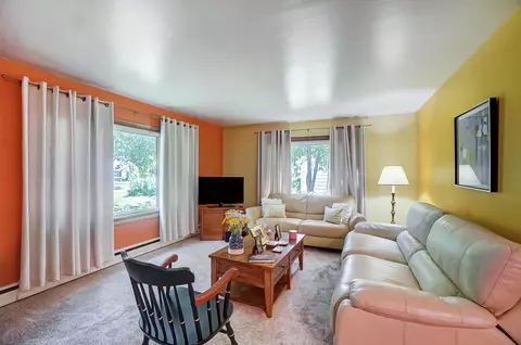 505 N Johnson St, Ada, OH 45810 photo 6