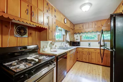 505 N Johnson St, Ada, OH 45810 photo 10