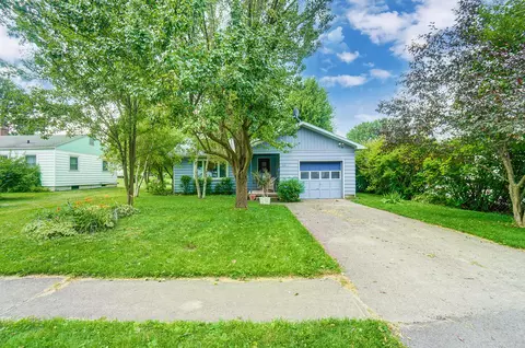 505 N Johnson St, Ada, OH 45810 photo 2
