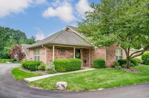 214 Cameron Ridge Dr, Columbus, OH 43235