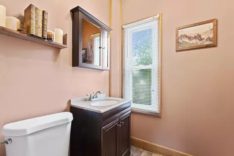 103 E North St, Hebron, OH 43025 photo 24
