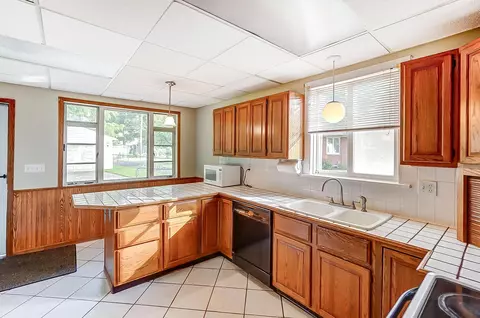 1757 Pembrook Rd, Springfield, OH 45504 photo 8