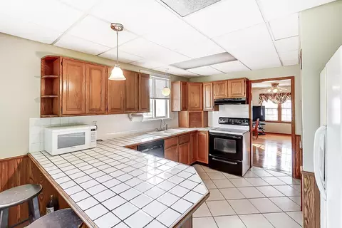 1757 Pembrook Rd, Springfield, OH 45504 photo 7