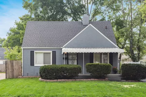 2487 Renwood Pl, Columbus, OH 43211