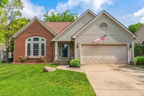 6372 Rossmore Ln, Canal Winchester, OH 43110
