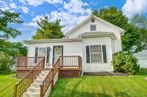 613 W 4th St, Marysville, OH 43040