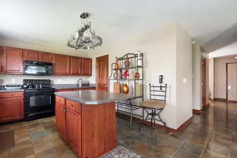 5860 Stevens Dr, Orient, OH 43146 photo 7